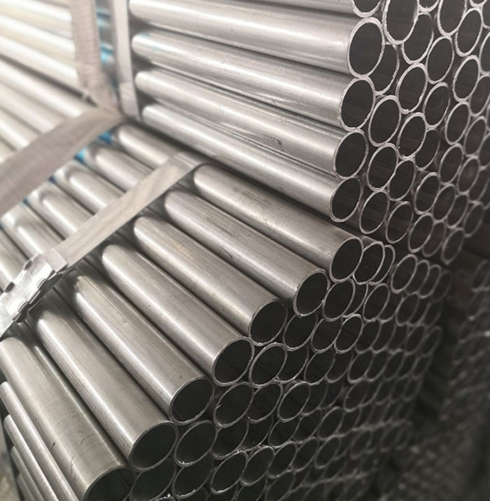 Q235 hot dipped Galvanized round steel pipe for Water conservancy,galvanized drain pipe